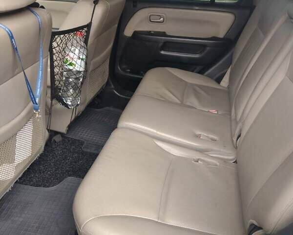 Сірий Хонда СРВ, об'ємом двигуна 2 л та пробігом 324 тис. км за 7300 $, фото 8 на Automoto.ua