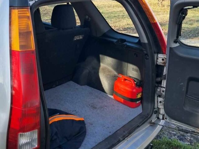 Серый Хонда СРВ, объемом двигателя 2 л и пробегом 333 тыс. км за 3300 $, фото 7 на Automoto.ua