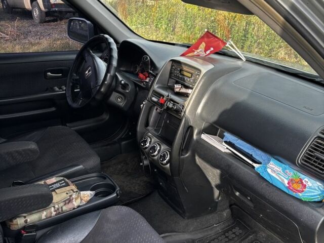 Сірий Хонда СРВ, об'ємом двигуна 2 л та пробігом 330 тис. км за 3733 $, фото 3 на Automoto.ua