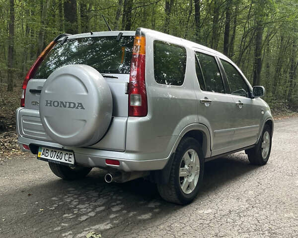 Сірий Хонда СРВ, об'ємом двигуна 2 л та пробігом 330 тис. км за 7500 $, фото 6 на Automoto.ua