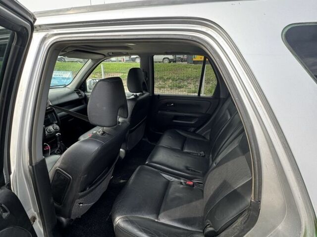 Серый Хонда СРВ, объемом двигателя 2.2 л и пробегом 310 тыс. км за 2500 $, фото 7 на Automoto.ua