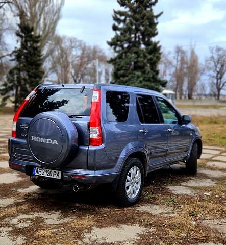 Сірий Хонда СРВ, об'ємом двигуна 2 л та пробігом 220 тис. км за 8200 $, фото 4 на Automoto.ua