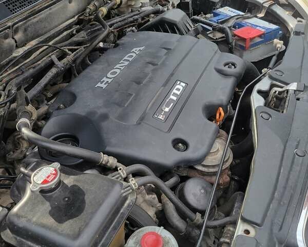 Серый Хонда СРВ, объемом двигателя 2.2 л и пробегом 317 тыс. км за 7500 $, фото 15 на Automoto.ua