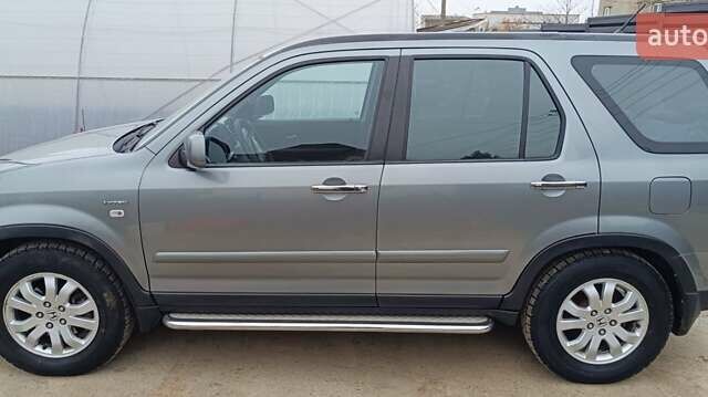 Серый Хонда СРВ, объемом двигателя 2 л и пробегом 256 тыс. км за 7500 $, фото 5 на Automoto.ua