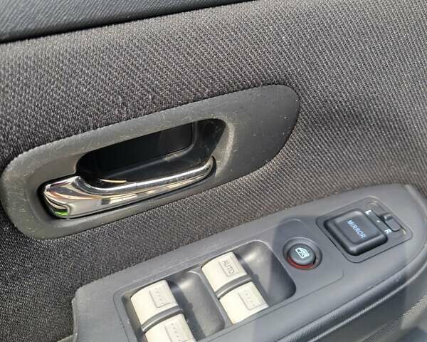 Серый Хонда СРВ, объемом двигателя 2.2 л и пробегом 317 тыс. км за 7500 $, фото 14 на Automoto.ua