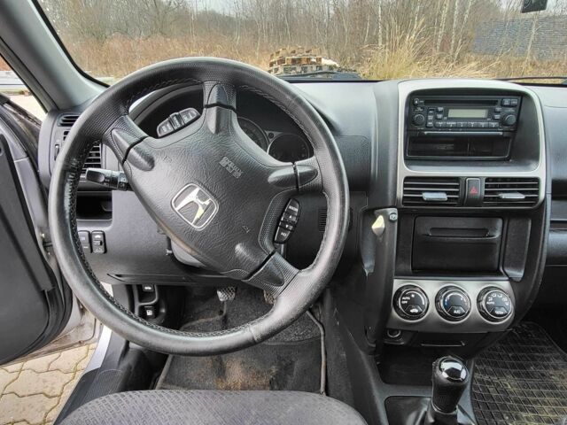 Сірий Хонда СРВ, об'ємом двигуна 2.2 л та пробігом 216 тис. км за 4257 $, фото 8 на Automoto.ua