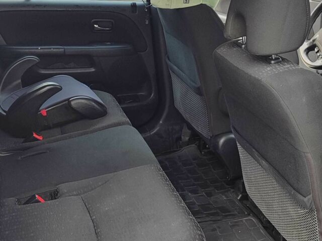 Серый Хонда СРВ, объемом двигателя 2 л и пробегом 254 тыс. км за 8700 $, фото 11 на Automoto.ua