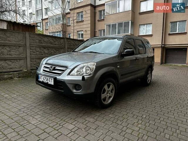 Серый Хонда СРВ, объемом двигателя 2 л и пробегом 400 тыс. км за 6000 $, фото 2 на Automoto.ua