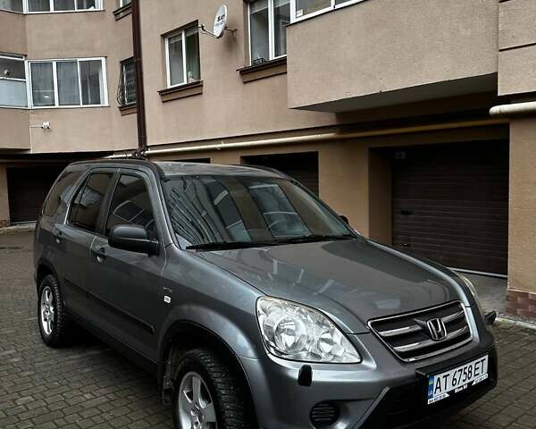 Серый Хонда СРВ, объемом двигателя 2 л и пробегом 400 тыс. км за 6000 $, фото 4 на Automoto.ua