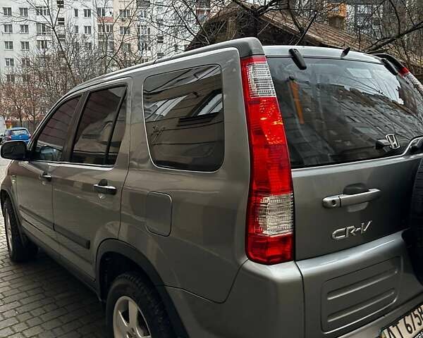 Серый Хонда СРВ, объемом двигателя 2 л и пробегом 400 тыс. км за 6000 $, фото 9 на Automoto.ua