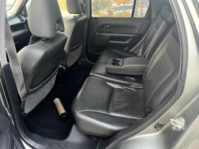 Серый Хонда СРВ, объемом двигателя 0 л и пробегом 280 тыс. км за 4600 $, фото 7 на Automoto.ua