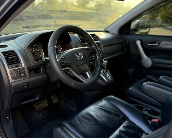 Серый Хонда СРВ, объемом двигателя 2 л и пробегом 277 тыс. км за 10500 $, фото 2 на Automoto.ua