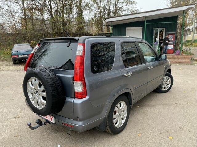 Серый Хонда СРВ, объемом двигателя 2.2 л и пробегом 333 тыс. км за 3200 $, фото 6 на Automoto.ua