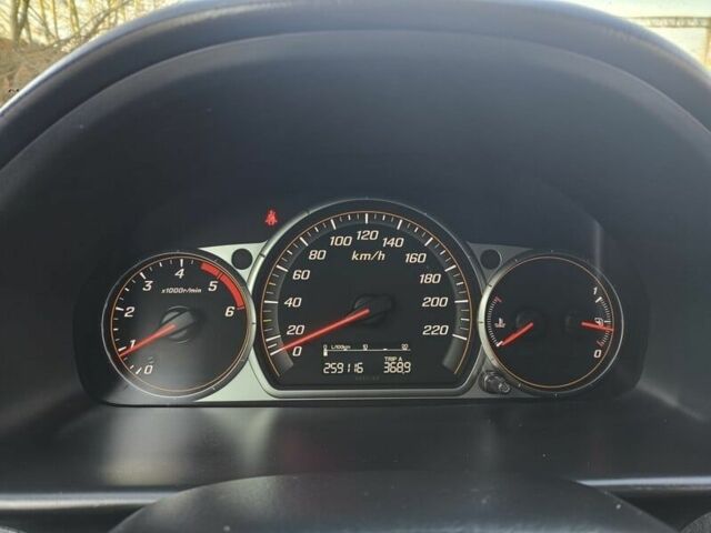 Серый Хонда СРВ, объемом двигателя 2.2 л и пробегом 259 тыс. км за 3200 $, фото 7 на Automoto.ua