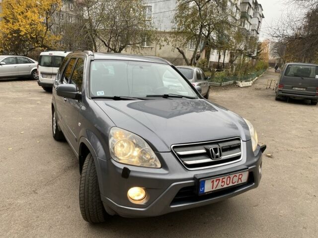 Серый Хонда СРВ, объемом двигателя 2.2 л и пробегом 333 тыс. км за 3200 $, фото 10 на Automoto.ua