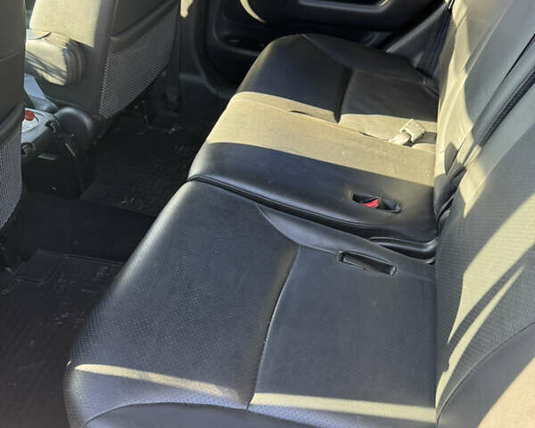 Сірий Хонда СРВ, об'ємом двигуна 2.2 л та пробігом 200 тис. км за 5200 $, фото 4 на Automoto.ua