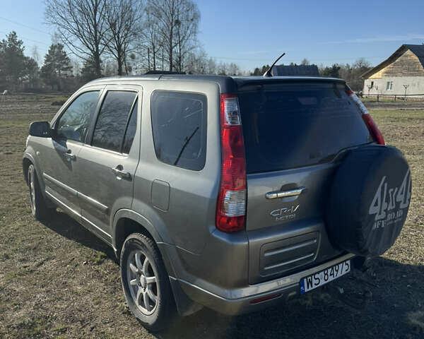 Сірий Хонда СРВ, об'ємом двигуна 2.2 л та пробігом 200 тис. км за 5200 $, фото 3 на Automoto.ua