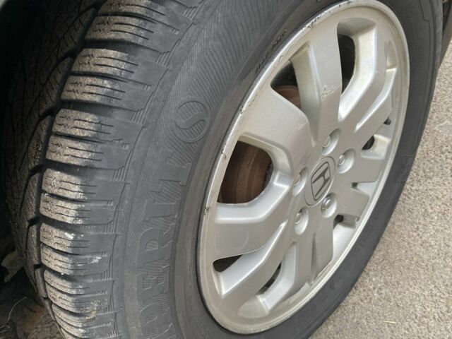 Серый Хонда СРВ, объемом двигателя 2.2 л и пробегом 333 тыс. км за 3200 $, фото 15 на Automoto.ua