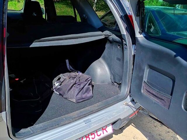 Сірий Хонда СРВ, об'ємом двигуна 2.2 л та пробігом 270 тис. км за 5000 $, фото 9 на Automoto.ua