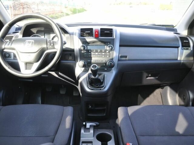 Серый Хонда СРВ, объемом двигателя 2 л и пробегом 220 тыс. км за 2499 $, фото 6 на Automoto.ua