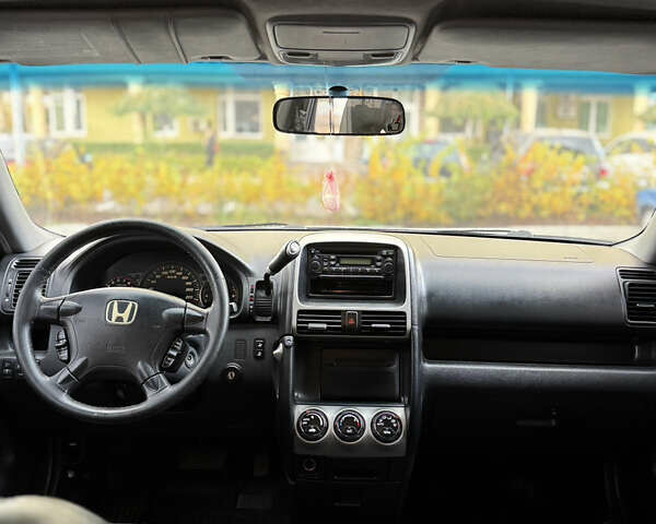 Серый Хонда СРВ, объемом двигателя 2 л и пробегом 290 тыс. км за 5900 $, фото 11 на Automoto.ua