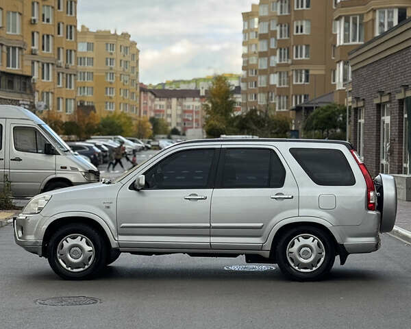 Серый Хонда СРВ, объемом двигателя 2 л и пробегом 290 тыс. км за 5900 $, фото 7 на Automoto.ua