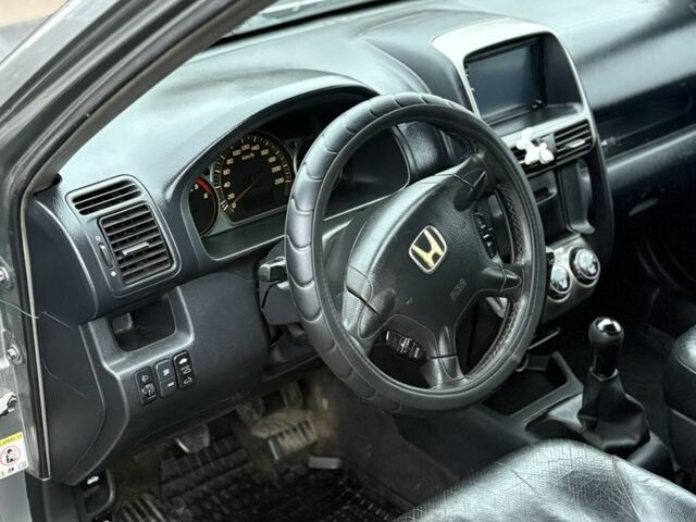 Серый Хонда СРВ, объемом двигателя 2.2 л и пробегом 999 тыс. км за 4700 $, фото 6 на Automoto.ua