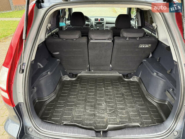 Хонда СРВ 2007 в Луцке на Automoto.ua Серый Хонда СРВ, объемом двигателя 2 л и пробегом 235 тыс. км за 8555 $, фото 13 на Automoto.ua