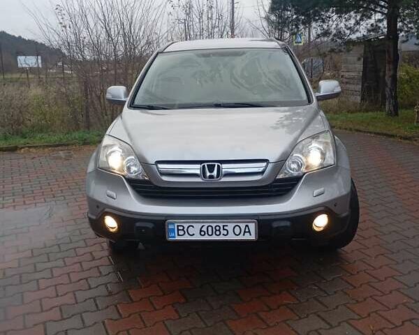 Серый Хонда СРВ, объемом двигателя 2 л и пробегом 325 тыс. км за 10200 $, фото 2 на Automoto.ua