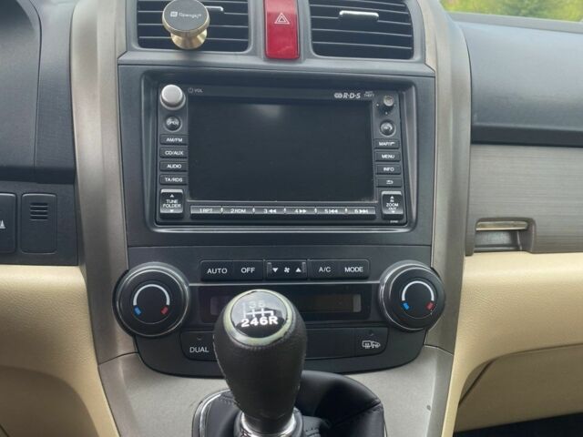 Серый Хонда СРВ, объемом двигателя 2.2 л и пробегом 235 тыс. км за 9500 $, фото 21 на Automoto.ua