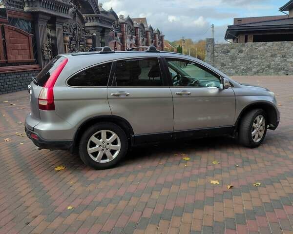 Серый Хонда СРВ, объемом двигателя 2.2 л и пробегом 240 тыс. км за 9900 $, фото 6 на Automoto.ua