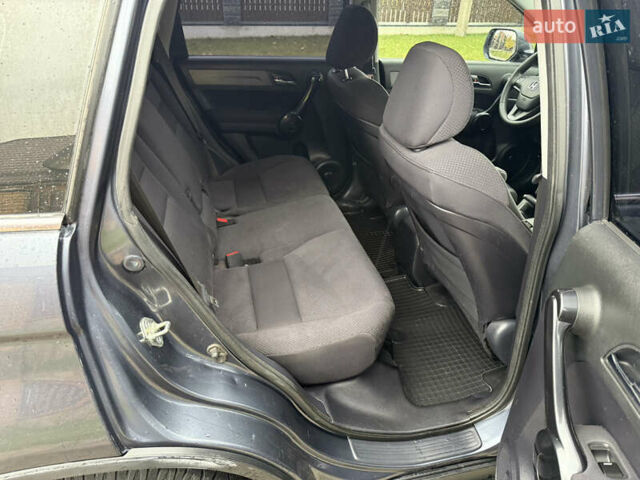 Серый Хонда СРВ, объемом двигателя 2 л и пробегом 236 тыс. км за 8111 $, фото 11 на Automoto.ua