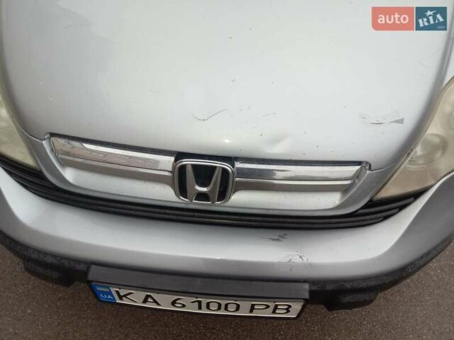 Сірий Хонда СРВ, об'ємом двигуна 2.4 л та пробігом 356 тис. км за 8200 $, фото 5 на Automoto.ua