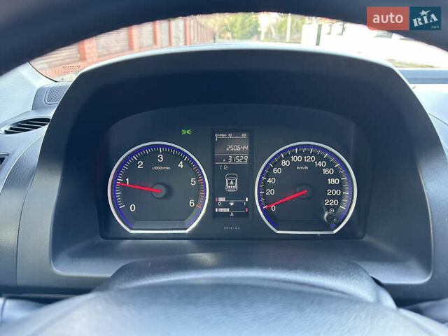 Сірий Хонда СРВ, об'ємом двигуна 2.2 л та пробігом 250 тис. км за 10900 $, фото 24 на Automoto.ua