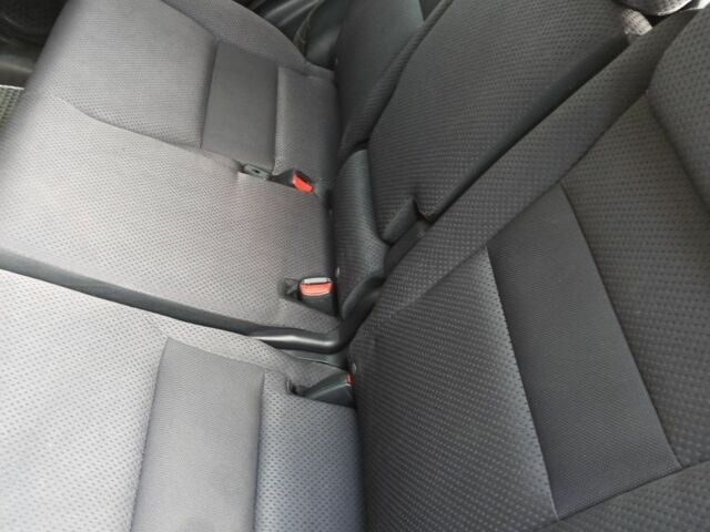 Серый Хонда СРВ, объемом двигателя 2.2 л и пробегом 250 тыс. км за 9500 $, фото 4 на Automoto.ua