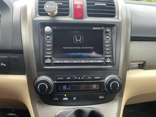 Серый Хонда СРВ, объемом двигателя 2.2 л и пробегом 235 тыс. км за 9500 $, фото 13 на Automoto.ua