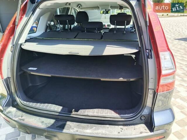 Серый Хонда СРВ, объемом двигателя 2.2 л и пробегом 247 тыс. км за 10550 $, фото 23 на Automoto.ua