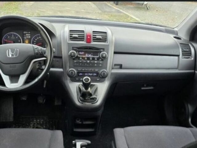 Серый Хонда СРВ, объемом двигателя 2.2 л и пробегом 210 тыс. км за 5207 $, фото 6 на Automoto.ua