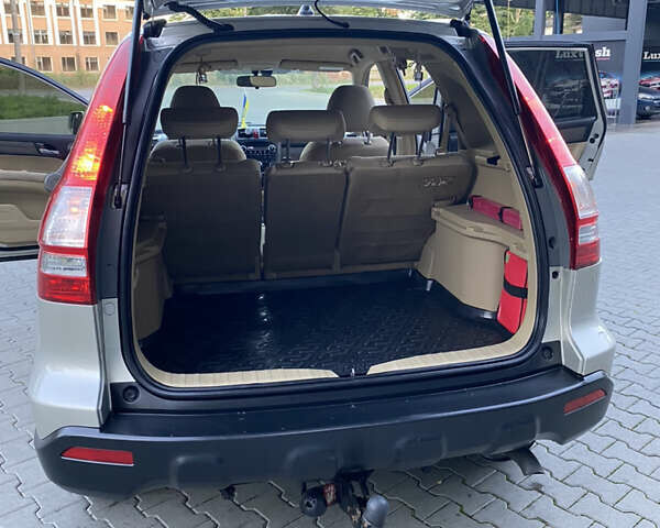 Серый Хонда СРВ, объемом двигателя 2.2 л и пробегом 230 тыс. км за 9500 $, фото 11 на Automoto.ua