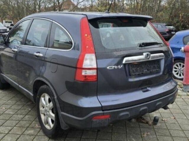 Серый Хонда СРВ, объемом двигателя 2.2 л и пробегом 210 тыс. км за 5207 $, фото 2 на Automoto.ua