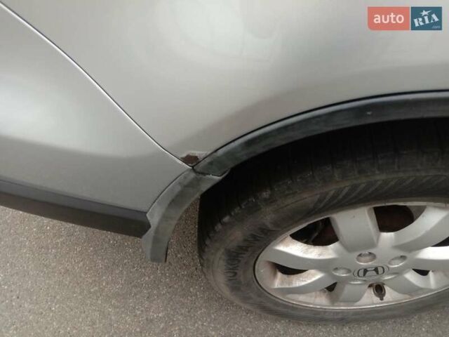 Сірий Хонда СРВ, об'ємом двигуна 2.4 л та пробігом 356 тис. км за 8200 $, фото 8 на Automoto.ua