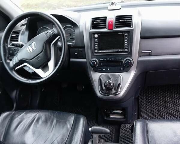 Серый Хонда СРВ, объемом двигателя 2.2 л и пробегом 320 тыс. км за 8900 $, фото 6 на Automoto.ua