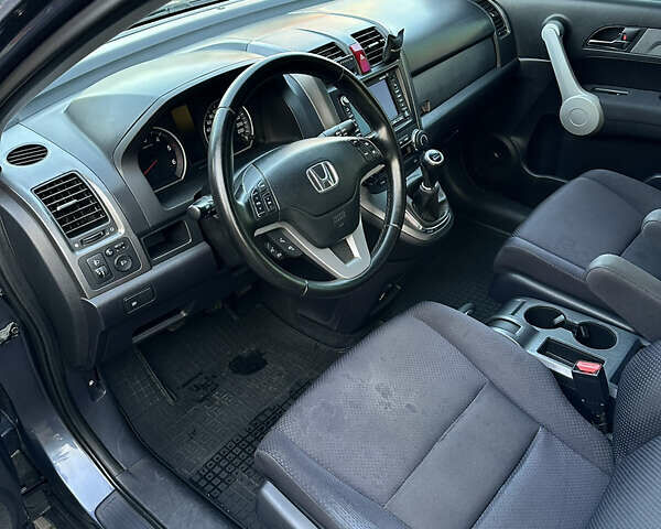 Сірий Хонда СРВ, об'ємом двигуна 2.2 л та пробігом 250 тис. км за 10900 $, фото 12 на Automoto.ua