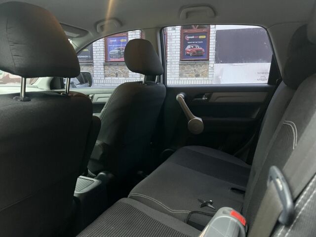 Серый Хонда СРВ, объемом двигателя 2 л и пробегом 214 тыс. км за 9500 $, фото 17 на Automoto.ua