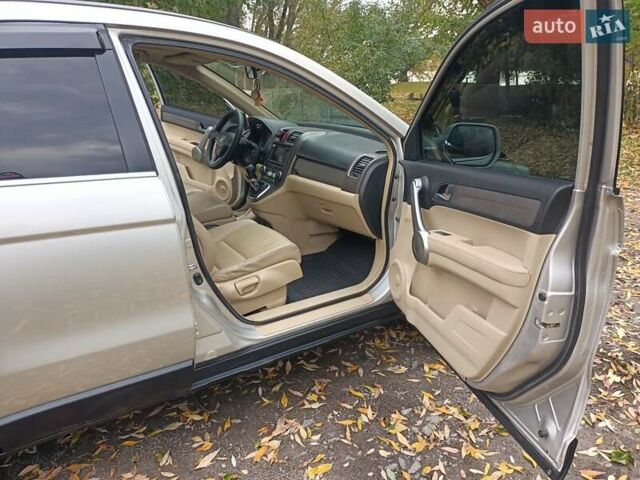 Серый Хонда СРВ, объемом двигателя 2.2 л и пробегом 307 тыс. км за 10300 $, фото 31 на Automoto.ua