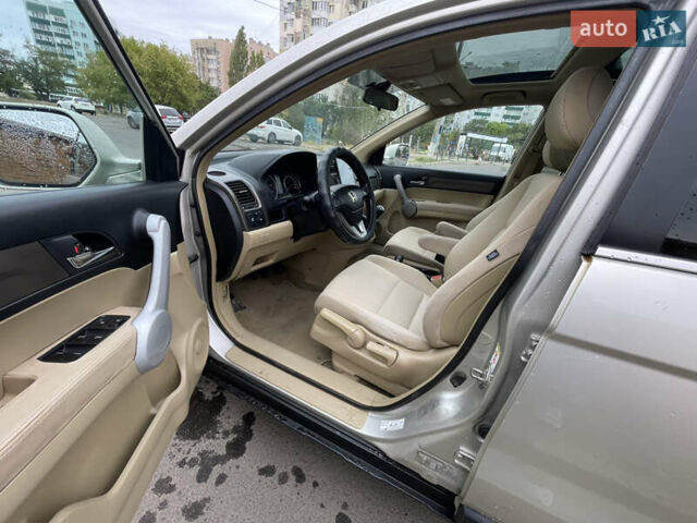 Серый Хонда СРВ, объемом двигателя 2.2 л и пробегом 299 тыс. км за 8700 $, фото 16 на Automoto.ua