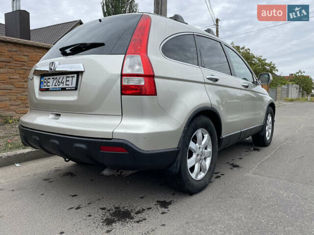 Серый Хонда СРВ, объемом двигателя 2.2 л и пробегом 299 тыс. км за 8700 $, фото 6 на Automoto.ua