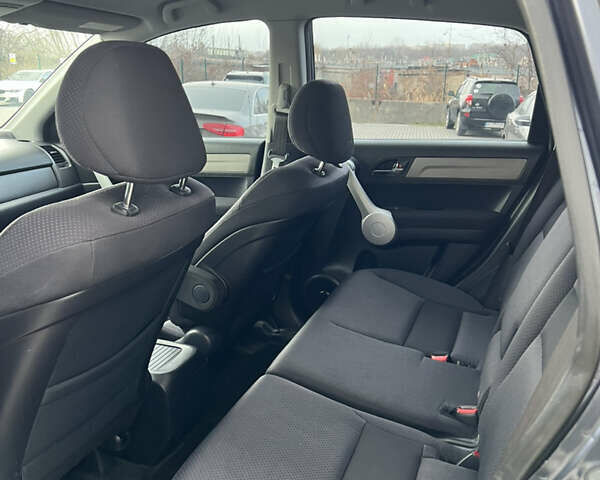 Сірий Хонда СРВ, об'ємом двигуна 2 л та пробігом 187 тис. км за 9800 $, фото 13 на Automoto.ua