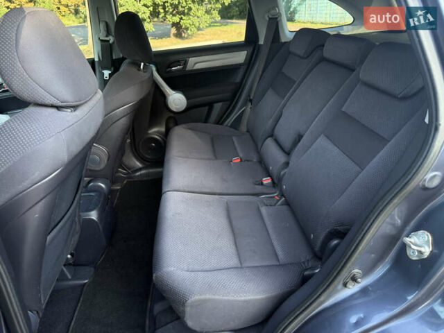 Серый Хонда СРВ, объемом двигателя 2 л и пробегом 260 тыс. км за 10600 $, фото 12 на Automoto.ua