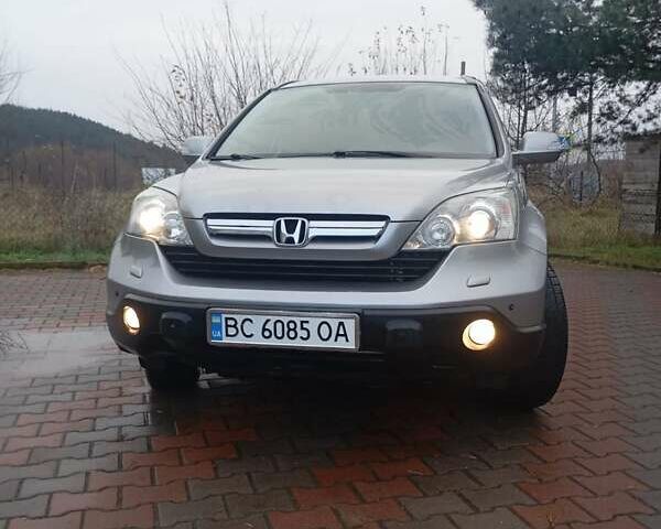 Серый Хонда СРВ, объемом двигателя 2 л и пробегом 325 тыс. км за 10200 $, фото 3 на Automoto.ua